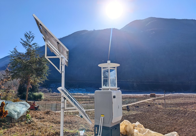 提高田間生產(chǎn)效率 - 蟲(chóng)情測(cè)報(bào)燈的應(yīng)用